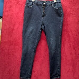 M jeans by Maurices women's size XL Reg straight legs button up 5 pocket
